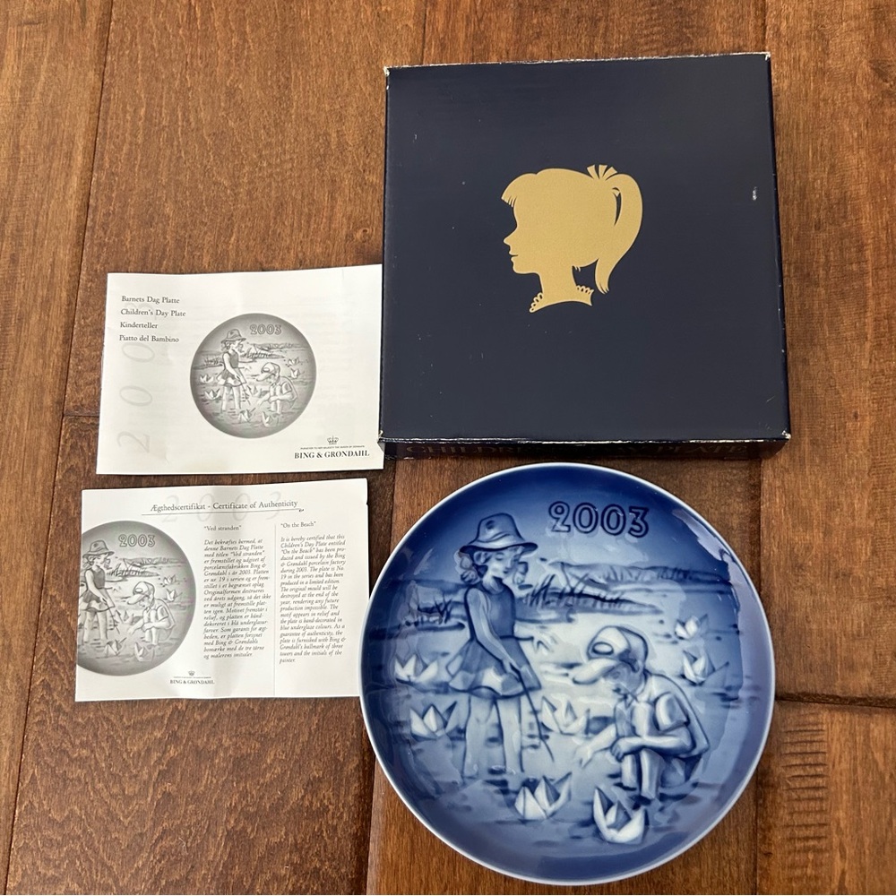 2003 Bing & Grondahl, Children's Day Plate with box and certificate.